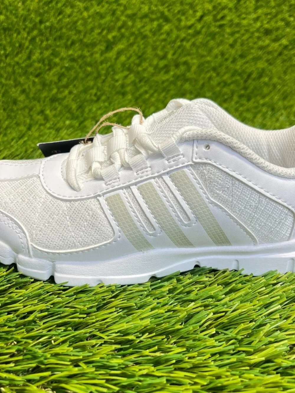 Adidas‎ Triple Cheer Boys Size 12K White Athletic Cheerleading Shoes Sneakers